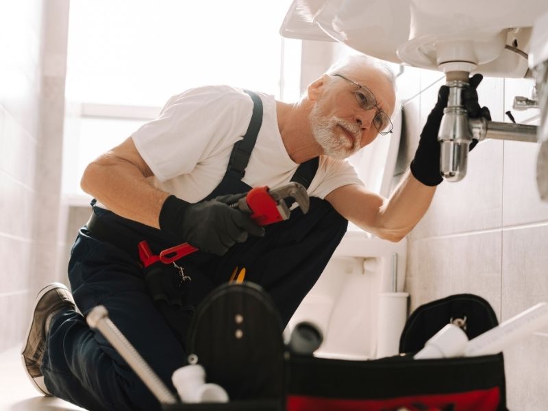 Unclogging Guide The essential tools a certified plumber uses