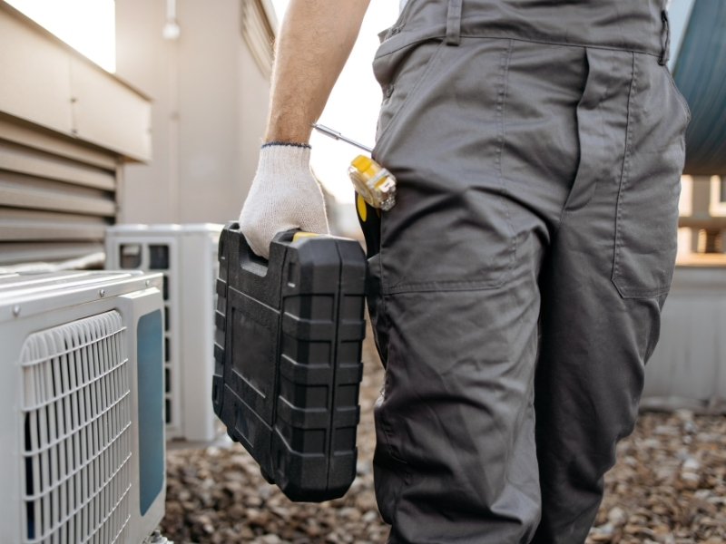 Preguntas clave que debes hacer antes de contratar un servicio de mantenimiento de AC